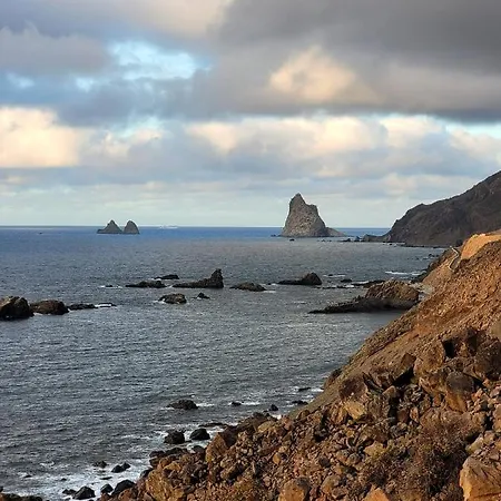 Cosy Twin Beds El Galeon